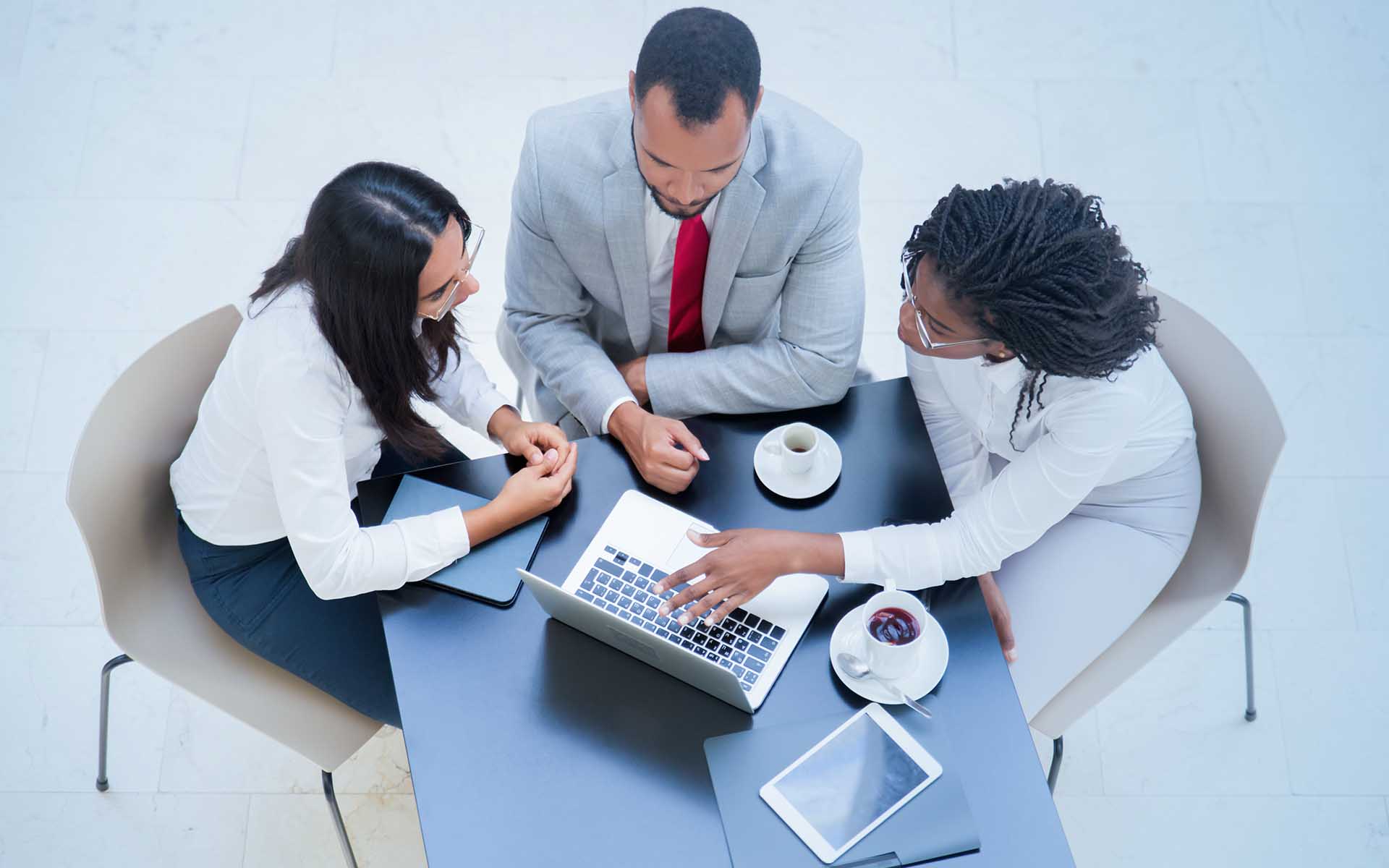 Votre Partenaire Numérique Tout-en-Un